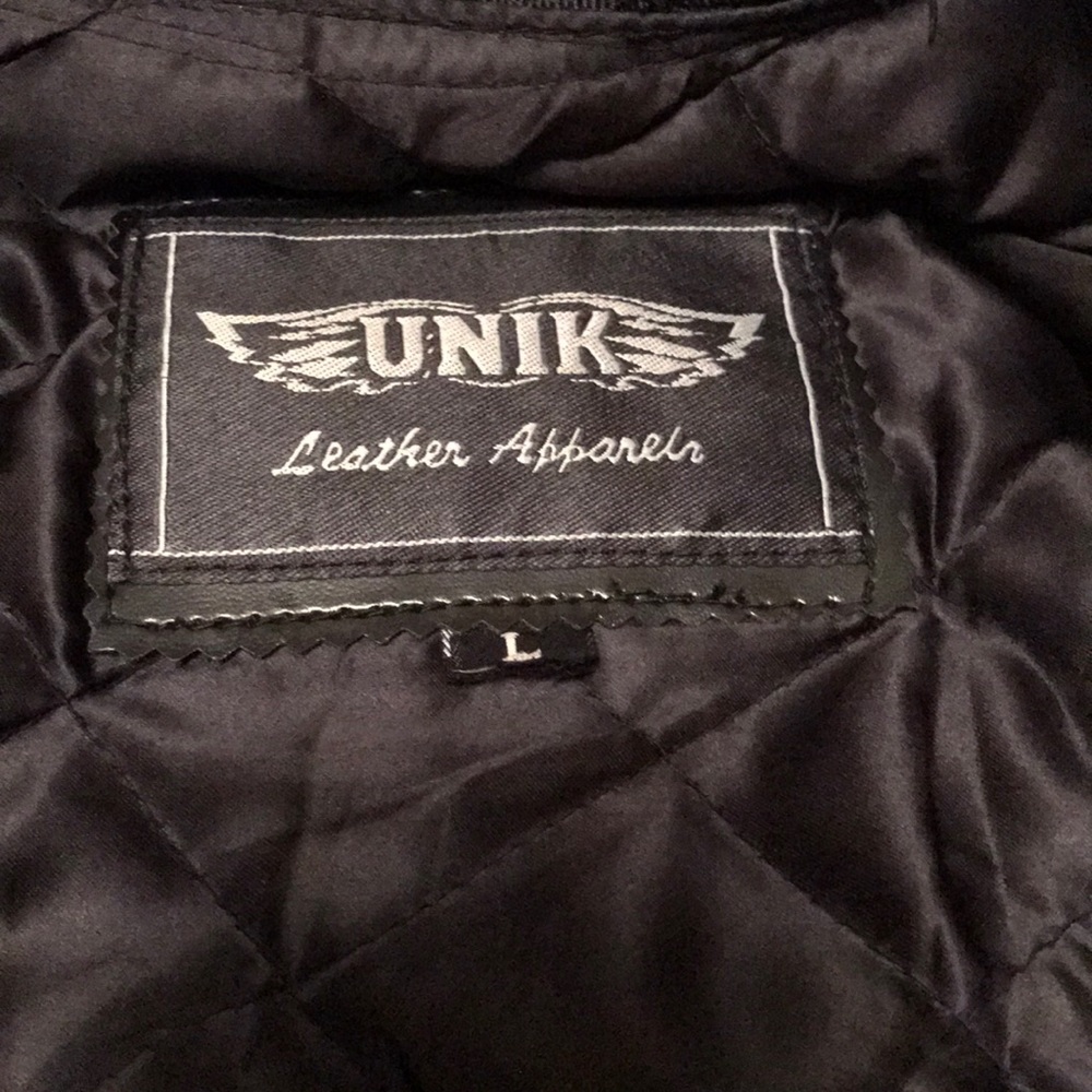 Coat - Picture 3 of 8